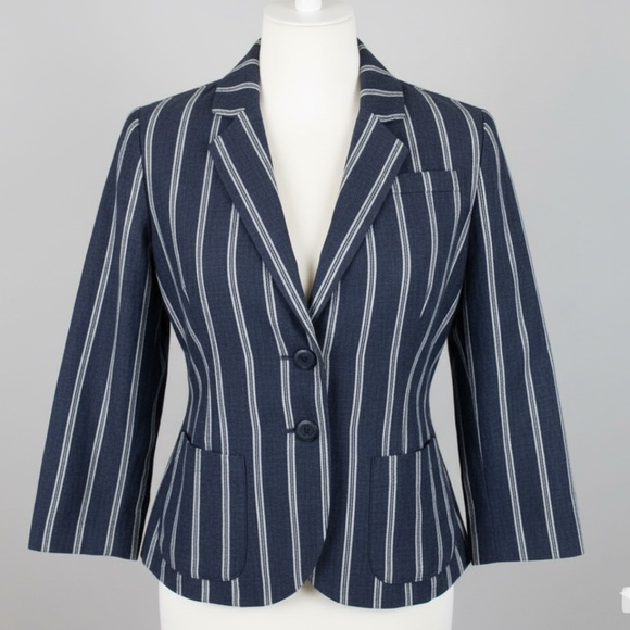 CAbi Nautical Classic Fit Striped Linen Blazer - Picture 2 of 4